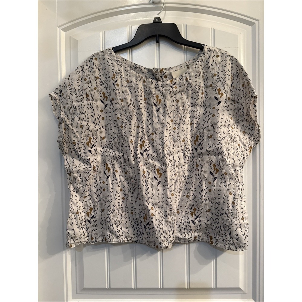 Cynthia Rowley 100% Linen Top Floral Sz Large Buttons Down Back